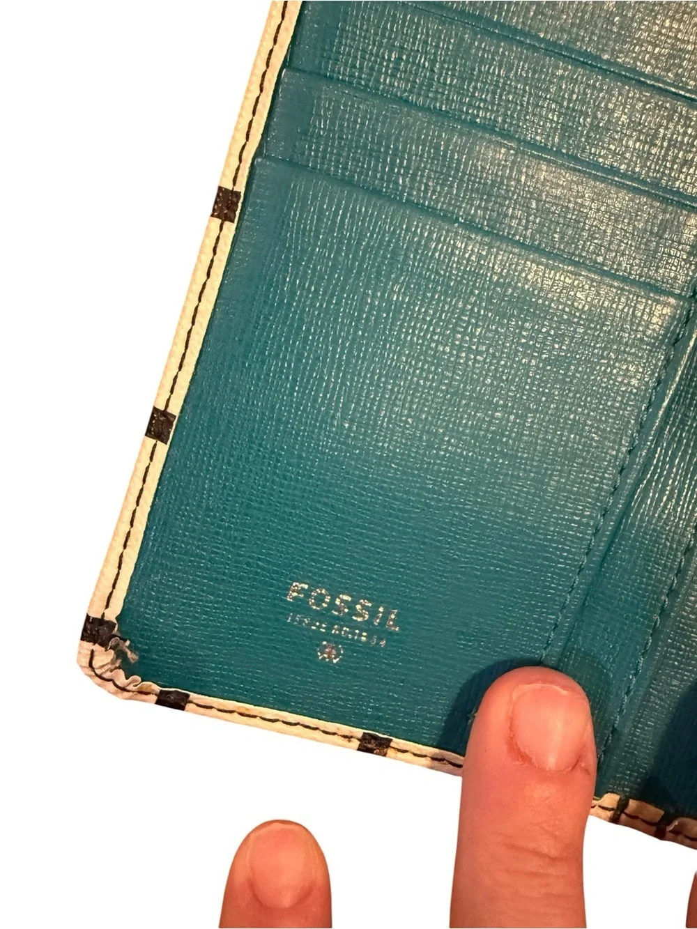 Fossil Check-Pattern Snap Wallet in Cream & Black